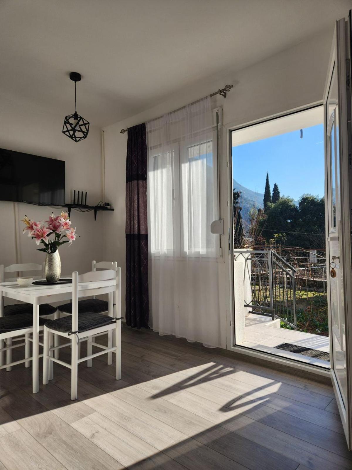 Apartment Marina 2 Kotor Ngoại thất bức ảnh